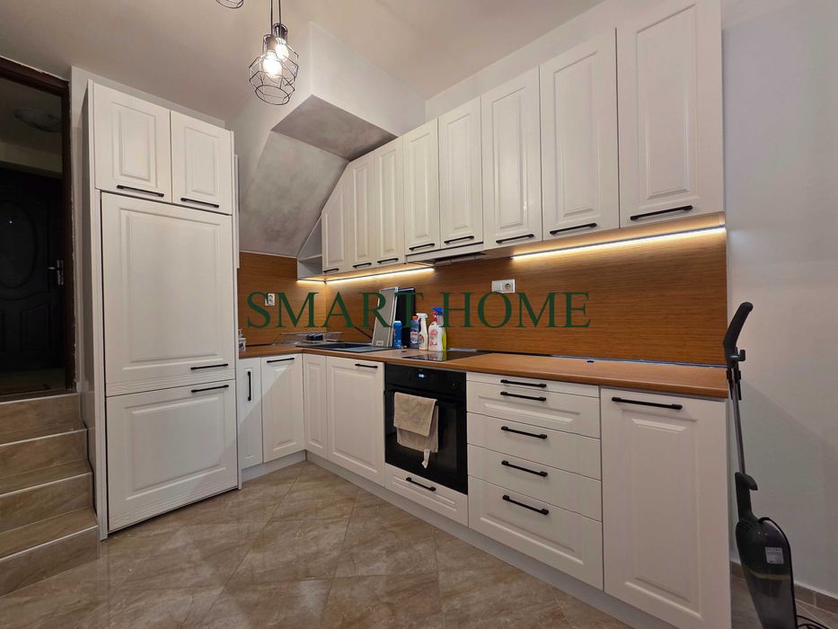 Дава се под наем Тристаен апартамент в Велико Търново, Колю Фичето - 60 кв.м за 407.49 € - Снимка #1