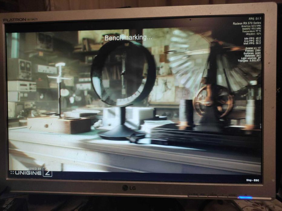 i7 4790k , 16gb ram, rx 570 foarte buna, complet,ca noua.fix