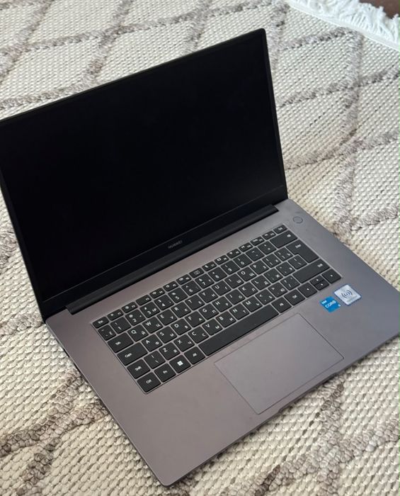 Huawei matebook d15
