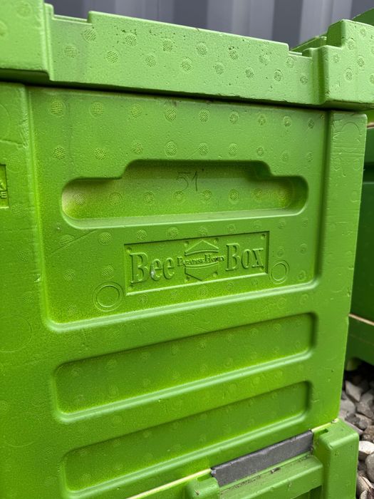 Vand stupi BeeBox