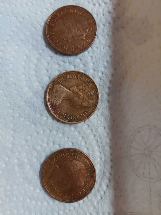 Монети 2 пенса, 3 броя