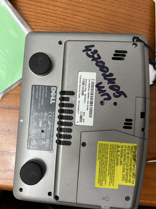 Продам Dell 3400MP в отличном рабочем состоянии