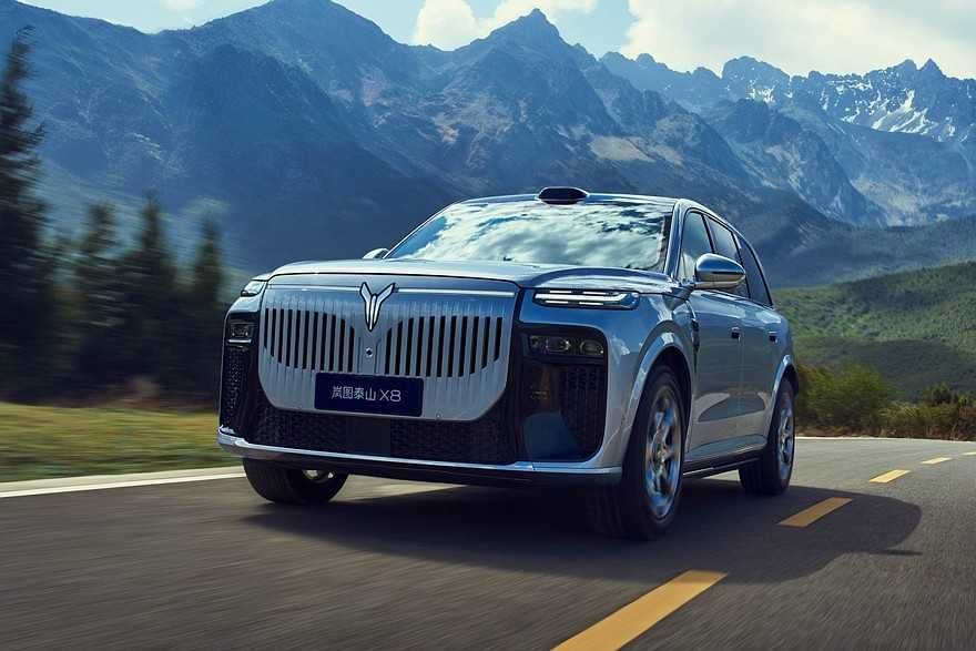 VOYAH X8 Taishan