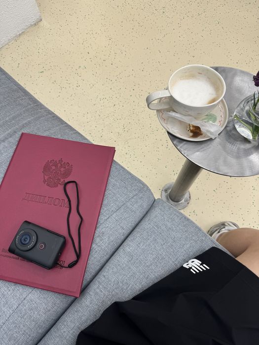 камера canon powershot v10