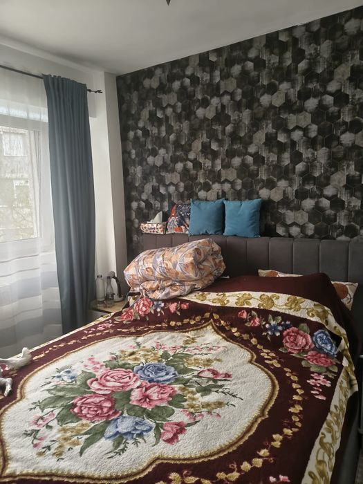 Vind apartament 2 camere confort 1