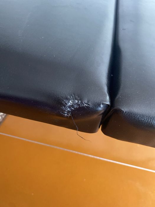 Массажный  стол…