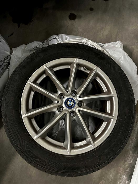 Оригинални Джанти 17" за BMW 5-та серия (G30/G31) с Гуми Goodyear EfficientGrip Performance 2022г.