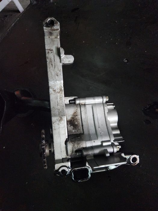 Маслена помпа за Mercedes 320cdi