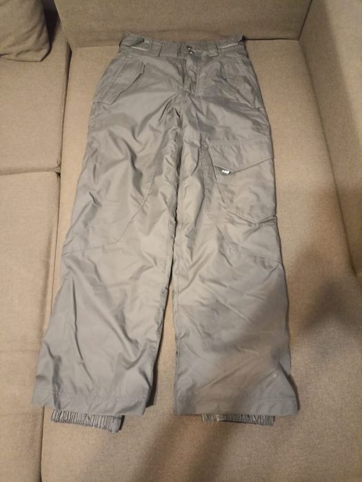 Pantaloni fâș, stare buna, pret pe pereche