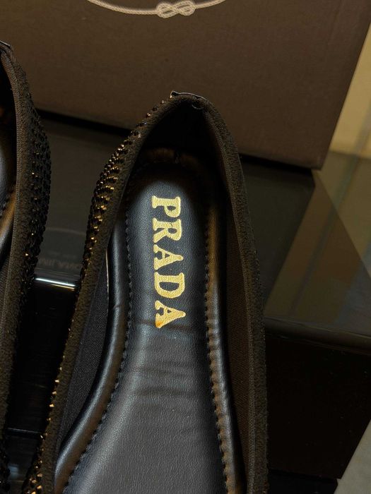 Balerini dama cu pietre