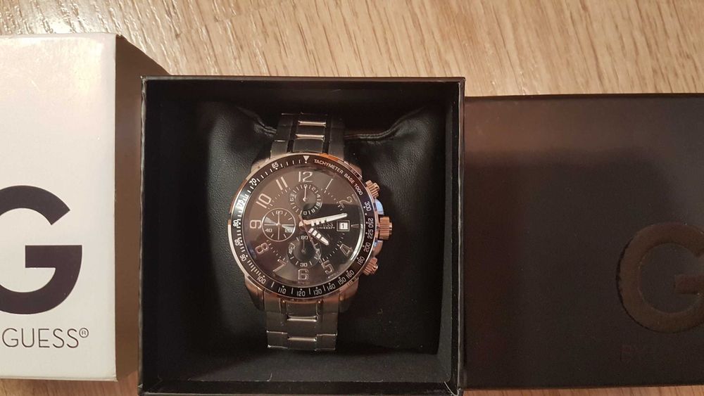 Нов мъжки часовник Guess Chronograph Quartz Stainless Steel U15072G1