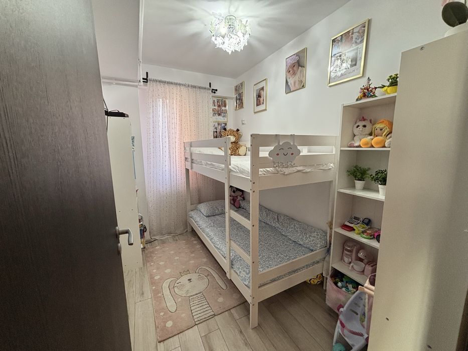Apartament 57 mp