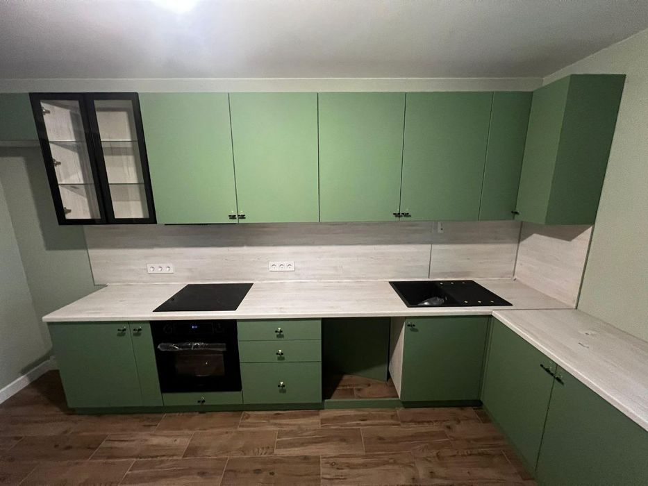 Изготавливаем кухонный и шкаф на перечислен тоже работаю