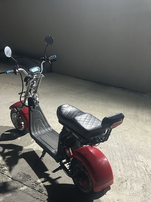 Vand scuter electric