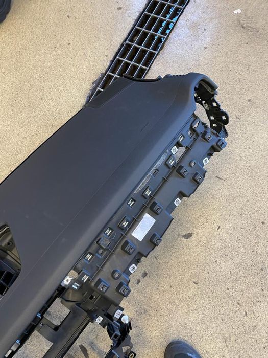 Plansa bord porsche Cayenne 2022