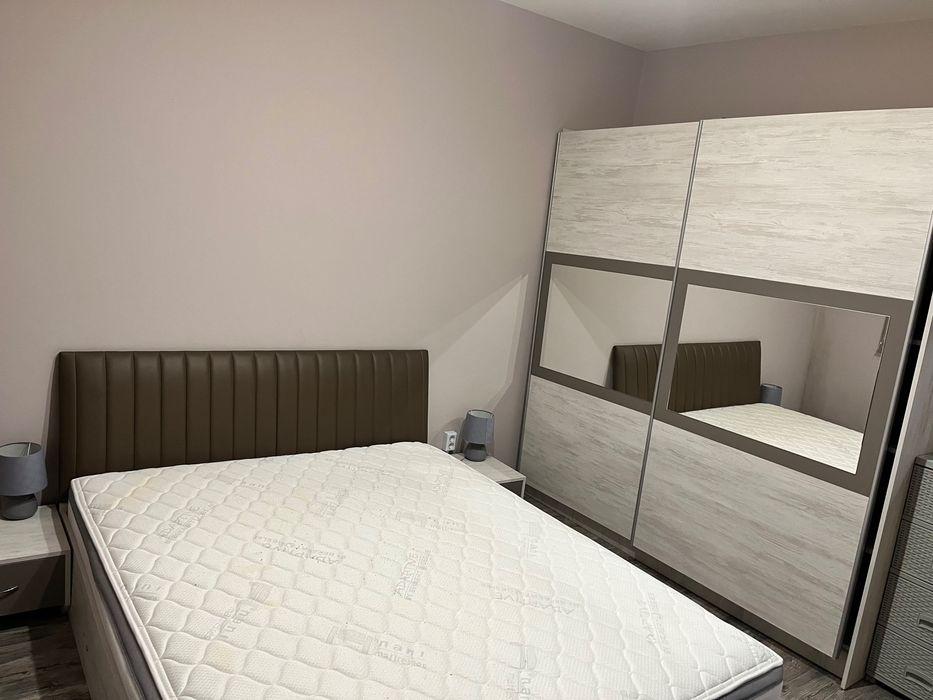 Продава се Четиристаен апартамент в Силистра, Запад - 100 кв.м за 561 €/кв.м - Снимка #7