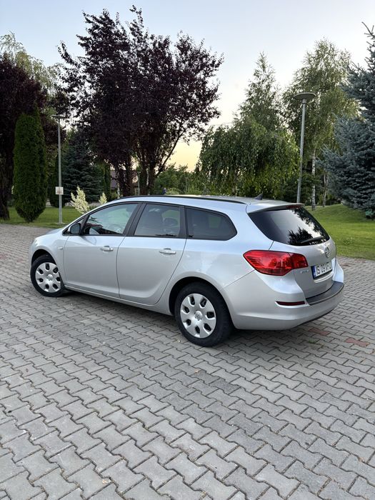 OPEL Astra 2011 — imagine 2