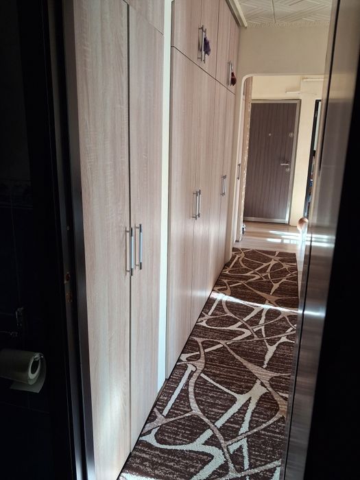Vând apartament 3 camere