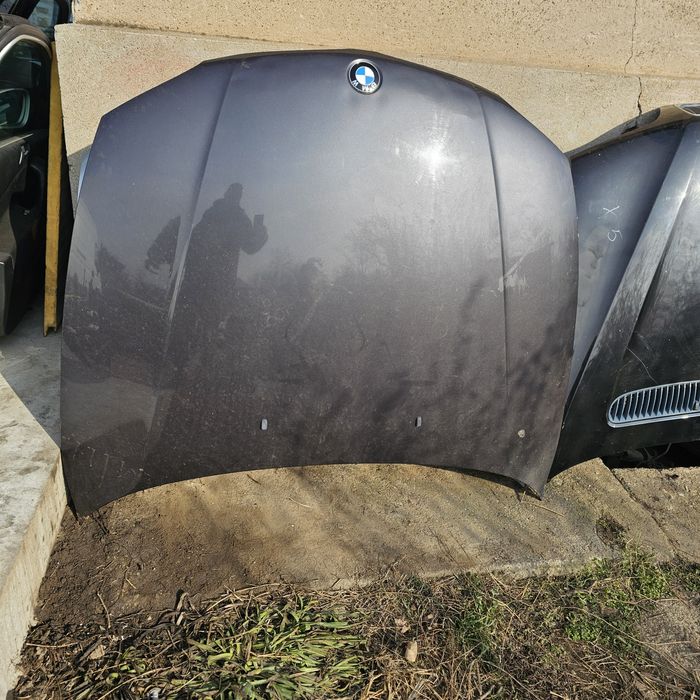 Преден капак е87