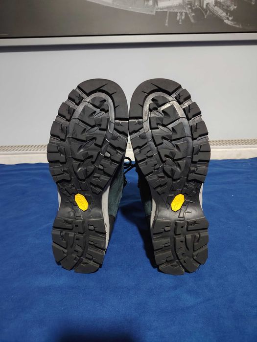 MEINDL ghete din piele, cu GoreTex, mărimea 39,5, interior 24,5 cm.