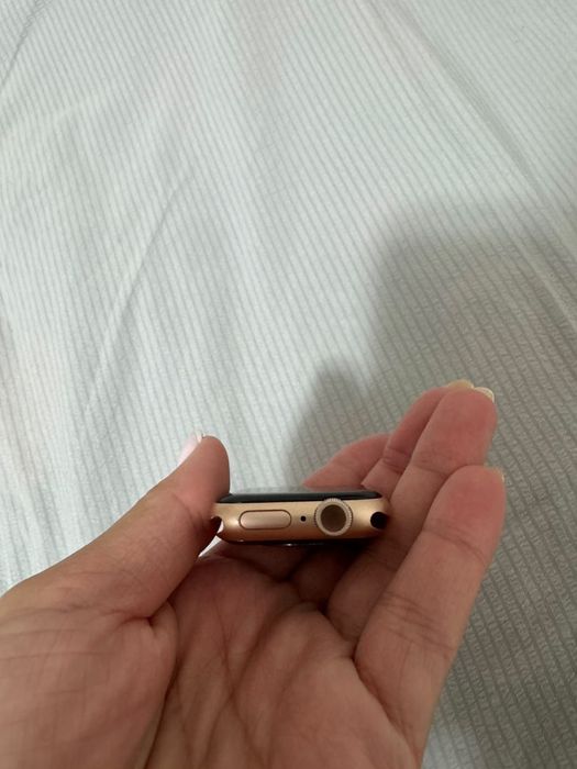 Продам Apple Watch 5 series 40mm