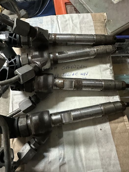 Injectoare bmw  in stare buna de functionare