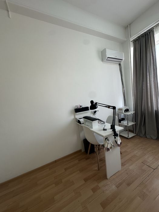 Аренда маникюрный столик