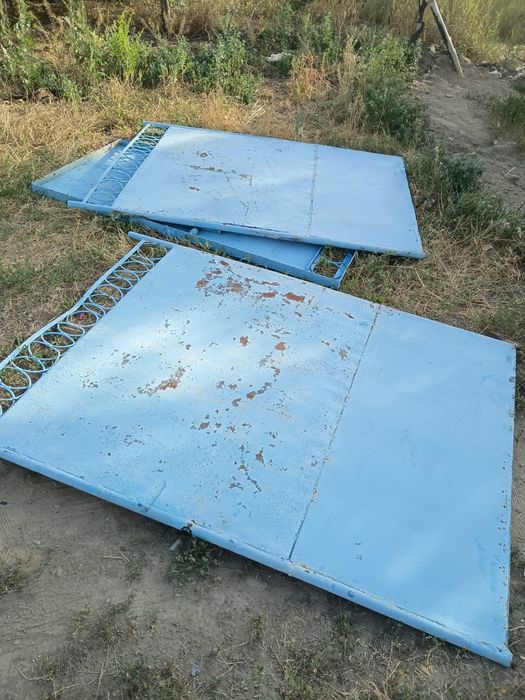 Продам ворота 25000