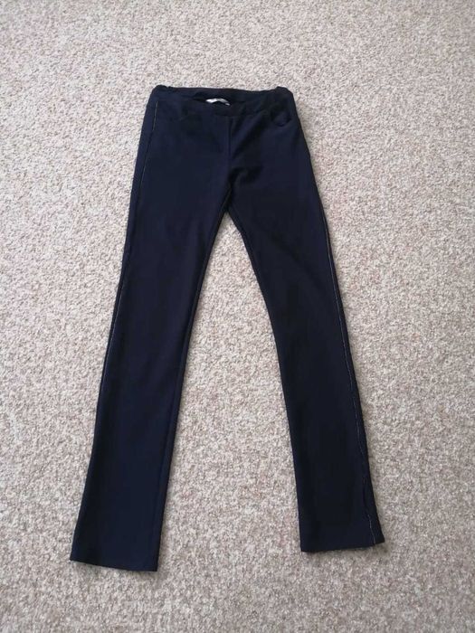 Продам школьные вещи