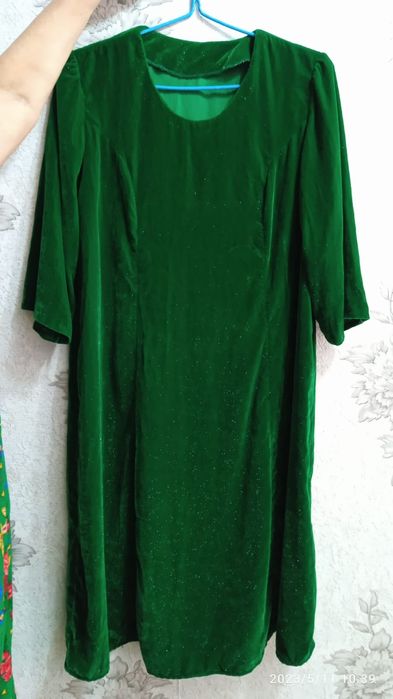 Платья каждое 4000