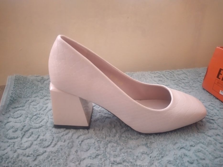 Обувь         обувь