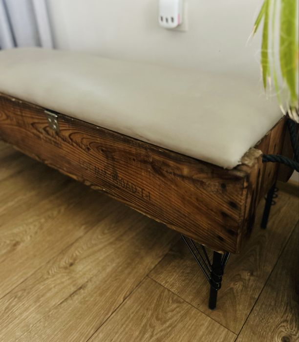 Канапе воевен сандък стил отоман