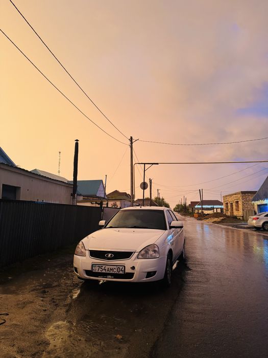 Продам приора 2 16 клапан 127 мотор