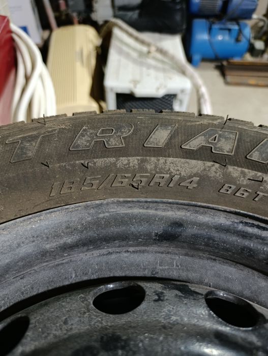 Зимние шины комплект