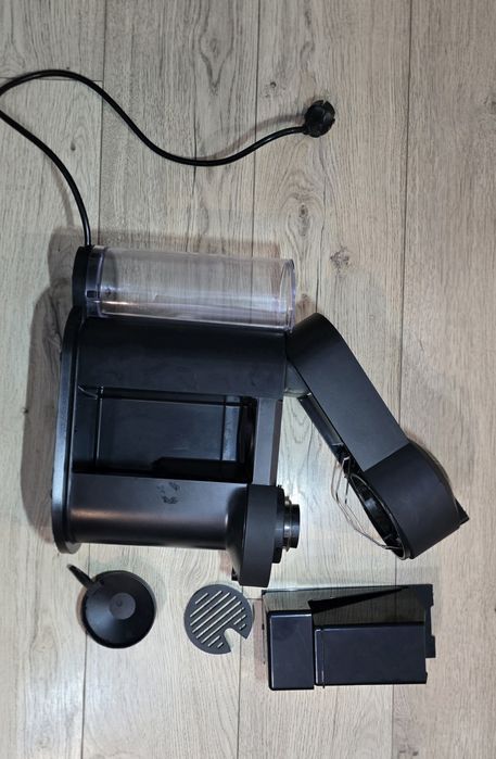 Espressor Nespresso by De'Longhi ENV120.BM Vertuo Next