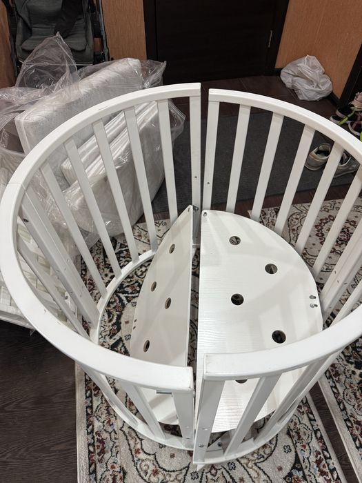 Продам кроватку круглую