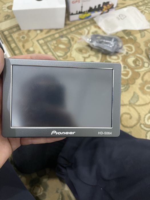 GPS навигатор srochna sotiladi!!!