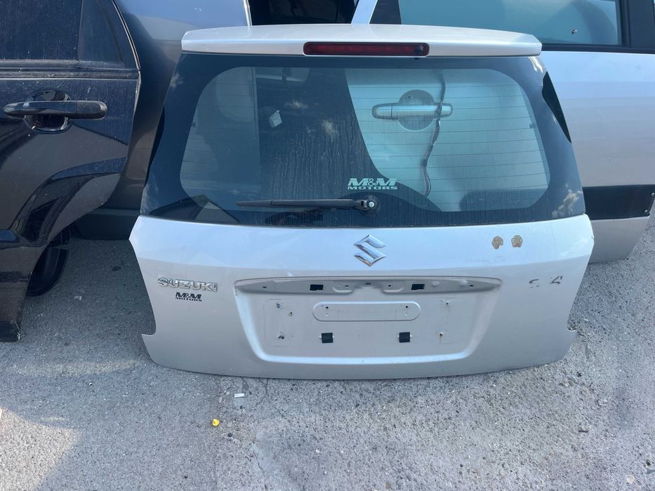 Капак,багажник със стъкло Suzuki SX4 2бр.