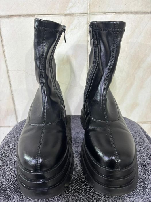 Джинсы,обувь,игра на компанию