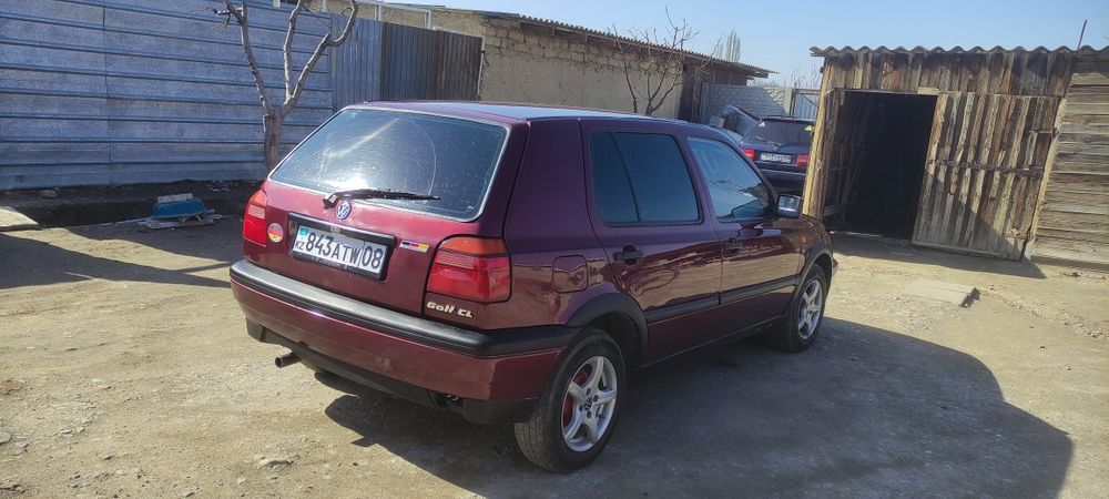 Гольф 3. 1.8 Моно автомат
