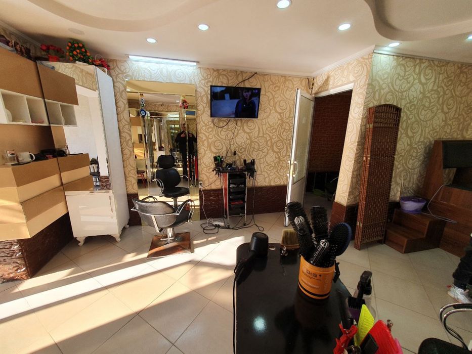 Офис ва салон сартарошхонага арендага берилади