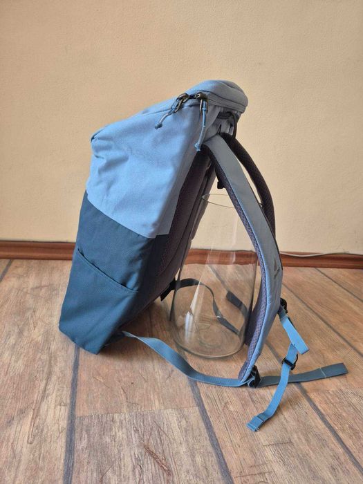 ПРОДАВАМ нови раници DEUTER