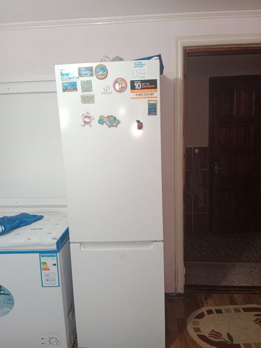 Холодильник Индезит морозильник Сибирь
