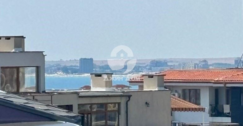 Тристаен апартамент с ЧАСТИЧНА ГЛЕДКА МОРЕ в к-с Нов Изгрев, Св. Влас