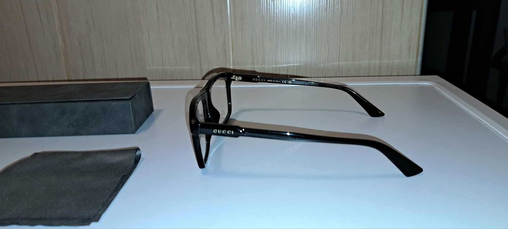 Rama pt Ochelarii de vedere Barbati Gucci Italy produs nou