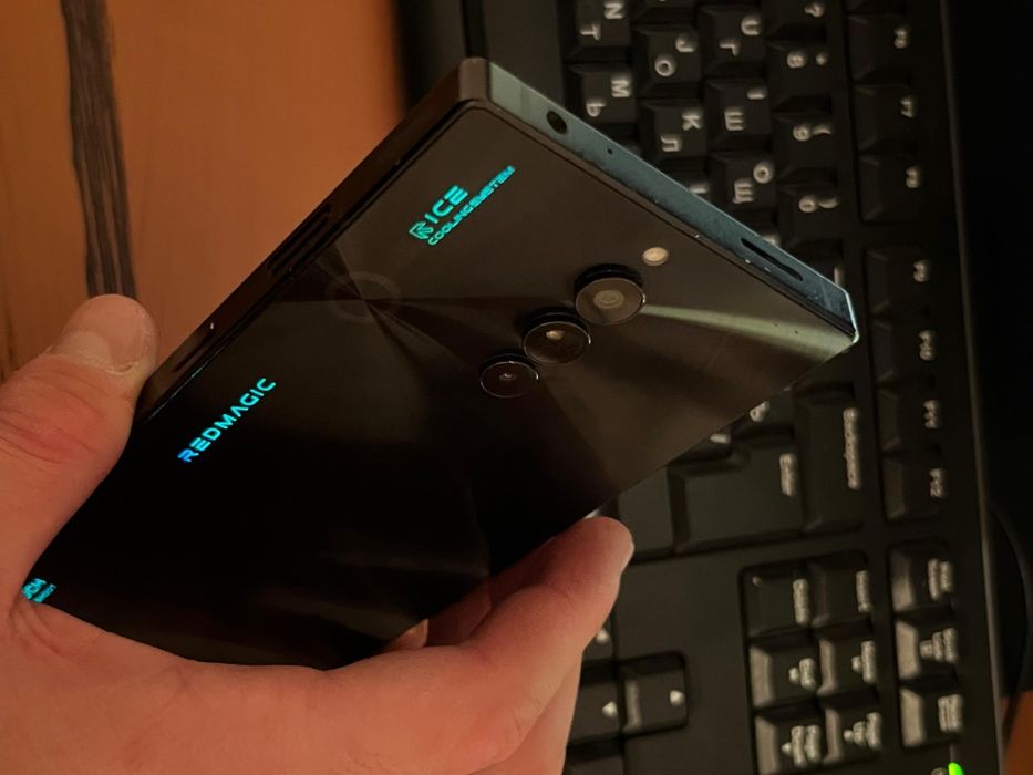 Игровой телефон Red magic 8s pro