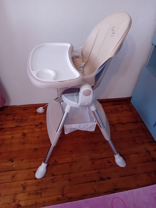 Въртящо се на 360° столче за хранене Chipolino - Vision, Пясък