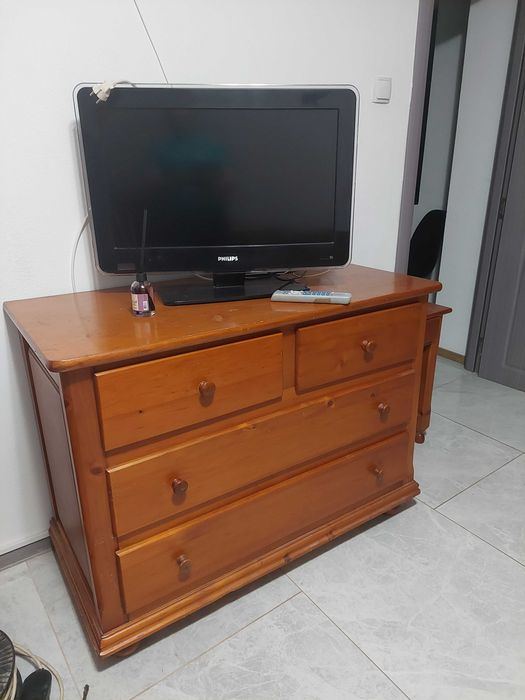 Comoda lemn masiv - 2 sertare mari si 2 mici