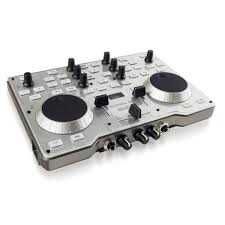 Inchiriere Videoproiectoare/ecrane videoproiectie,camere video , sunet