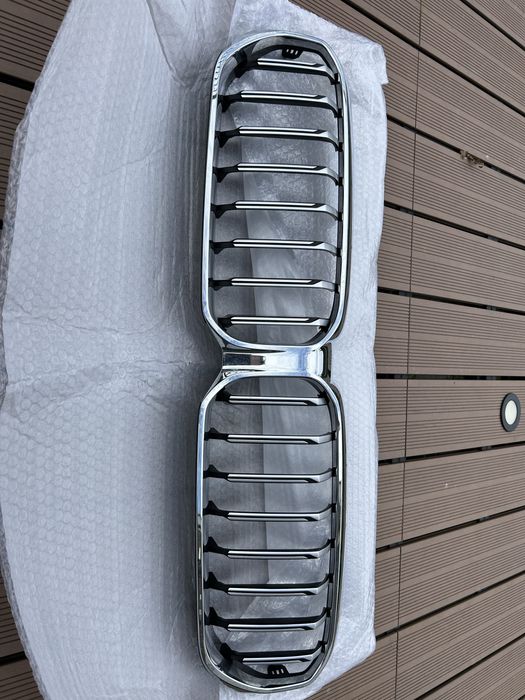 Grila ORIGINALA BMW seria 5, G30, G31